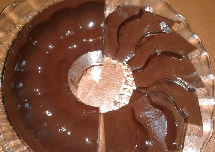 Puding coklat putih telur