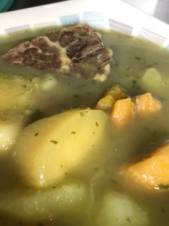 Una foto de Sancocho de Res Colombiano