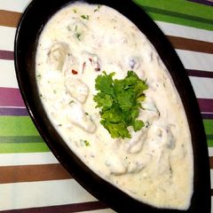 A picture of Lauki ka raita.