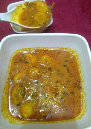 A picture of Dum aloo.