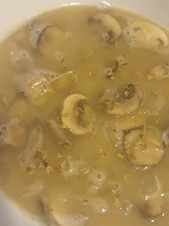 Una foto de Sopa de champiñones