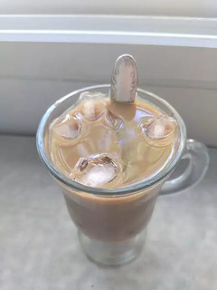 Una foto de Café helado (resubido)❄️☕