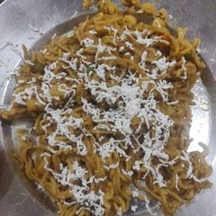 A picture of Maggi.