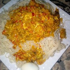 A picture of Taliya da sauce na kwai.