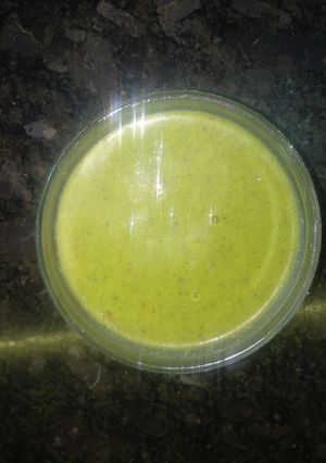 લીલા લસણ ની ચટણી (Green Garlic Chutney Recipe In Gujarati) રેસીપી મુખ્ય ફોટો
