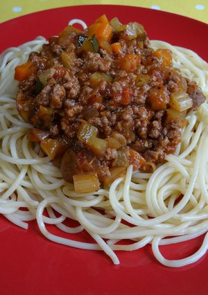 A picture of Meat & more veg bolognese.