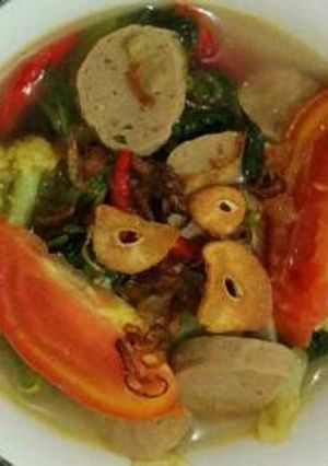 Foto resep Tumis bayam kembang kol campur bakso