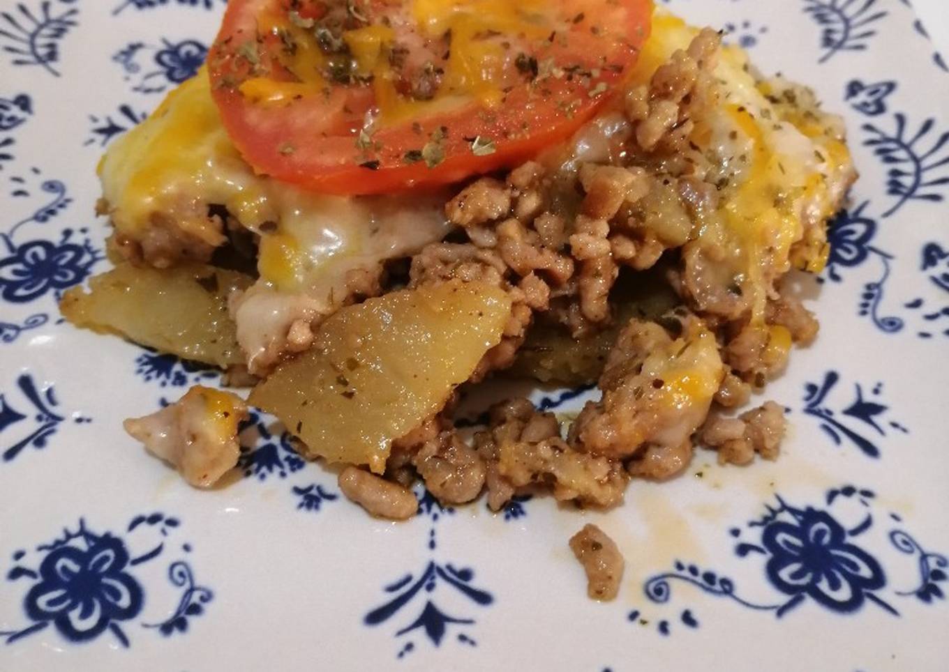 Pastel de carne, papas y queso