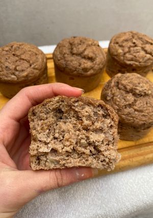 Una foto de Muffins de banana y nuez