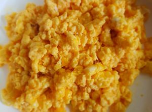 Foto resep Scrambled egg with cheesee (Mpasi 9M)