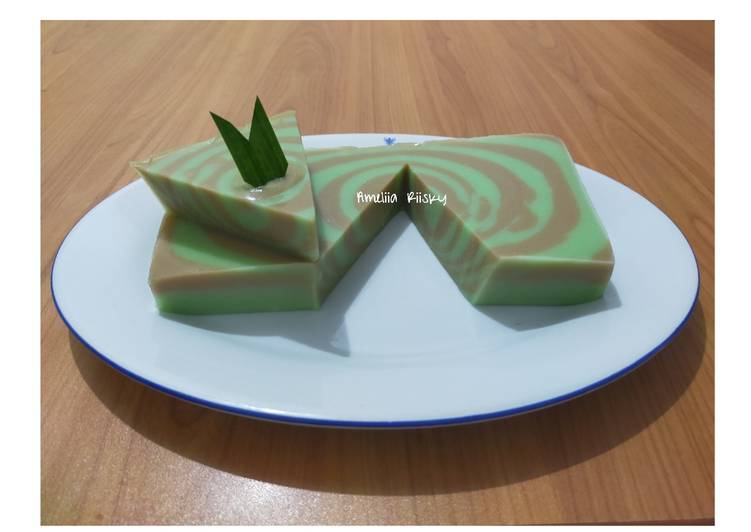 Puding Roti Zebra (moka pandan)