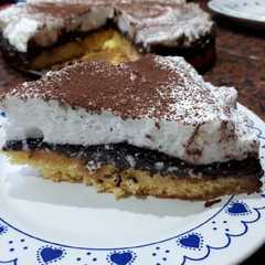Una foto de Tarta de chocolate y merengue