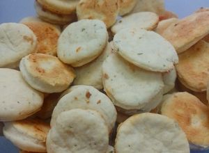 Una foto de Galletitas saladas saborizadas express