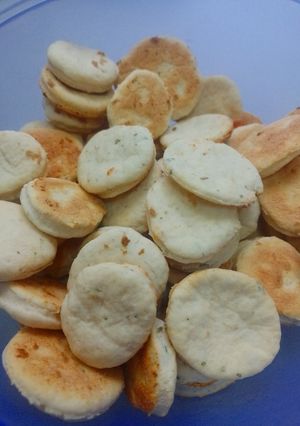 Una foto de Galletitas saladas saborizadas express