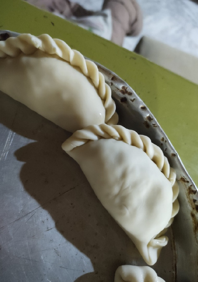 Una foto de Empanadas veganas + salsa tipo yasgua