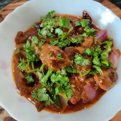A picture of Mutton Do Pyaza.