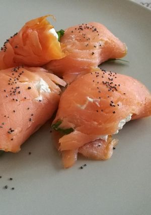 Foto di Involtini salmone,rucola e Philadelphia