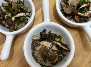 Una foto de Ceviche de Lactarius deliciosus (Níscalos)