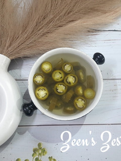 A picture of Pickled Jalapenos.