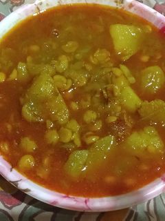 आलू चने दाल की सब्जी (aloo chane dal ki sabzi recipe in Hindi) रेसिपी मुख्य फोटो