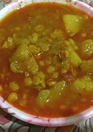 आलू चने दाल की सब्जी (aloo chane dal ki sabzi recipe in Hindi) रेसिपी मुख्य फोटो