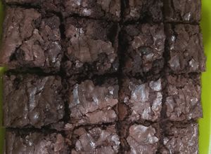 Una foto de Brownie con cacao