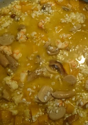 Una foto de Risotto con gambón y calabaza