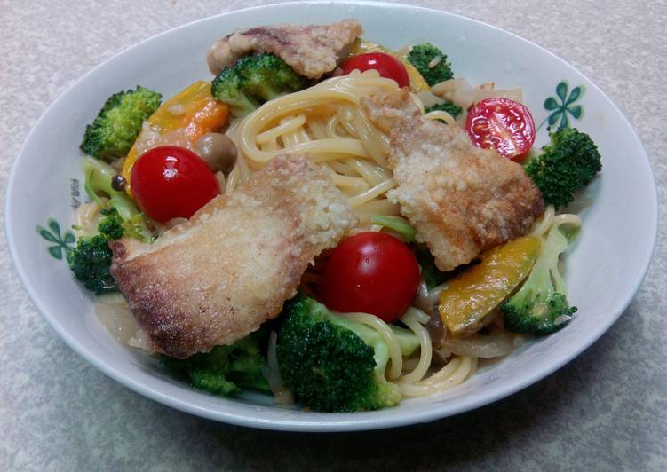 蔡盈嵩發表的 北海道白醬煮 香煎鯛魚白醬什錦義大利麵食譜 Cookpad