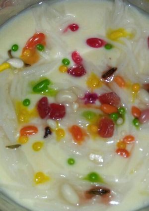 मावा कस्टर्ड फालूदा (Mawa curstard falooda recipe in hindi) रेसिपी मुख्य फोटो