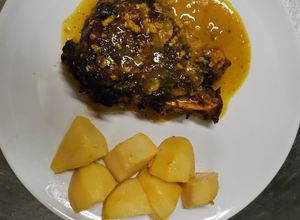 Una foto de Galta al horno con salsa de mostaza