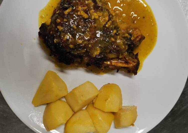 Galta al horno con salsa de mostaza