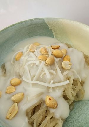 Hình của món Phở sắn cốt dừa.