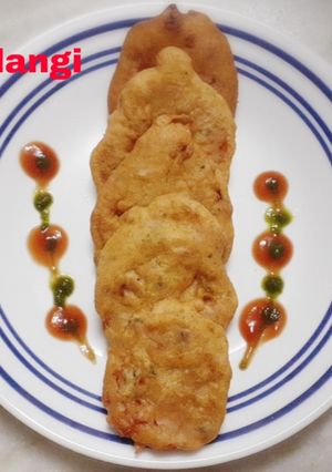 A picture of Tomato fritters.
