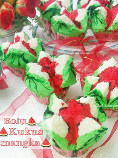 Foto resep Bolu Kukus Semangka