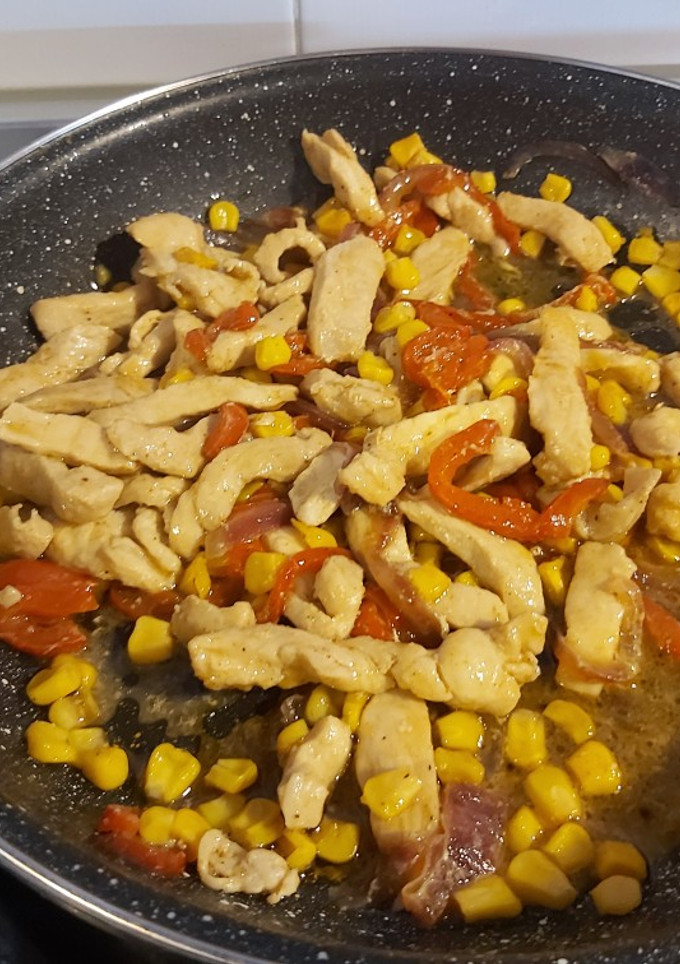 Una foto de Relleno para fajitas o pan de pita..🤤