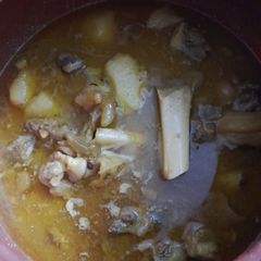 A picture of Handi Dum pukh.