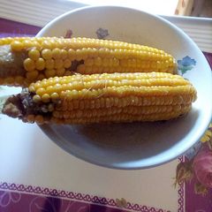 A picture of Boiled corn.