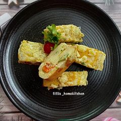 A picture of Egg Crepes.