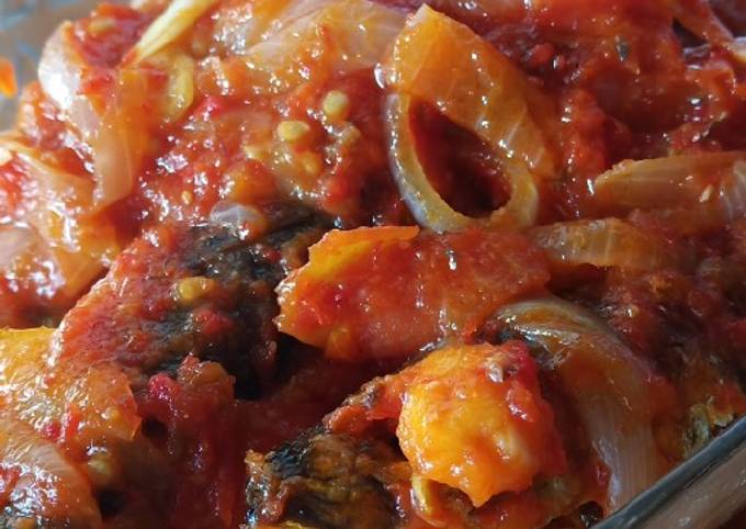 Resep Balado ikan layang oleh Cerita Fhia - Cookpad