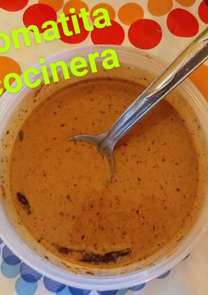 Una foto de Salsa roja