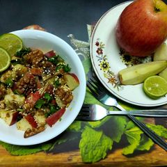 A picture of Apple and Walnut Chaat.
