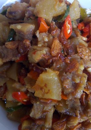 Foto resep Oseng Oseng Kikil Daging Mercon HuHaH