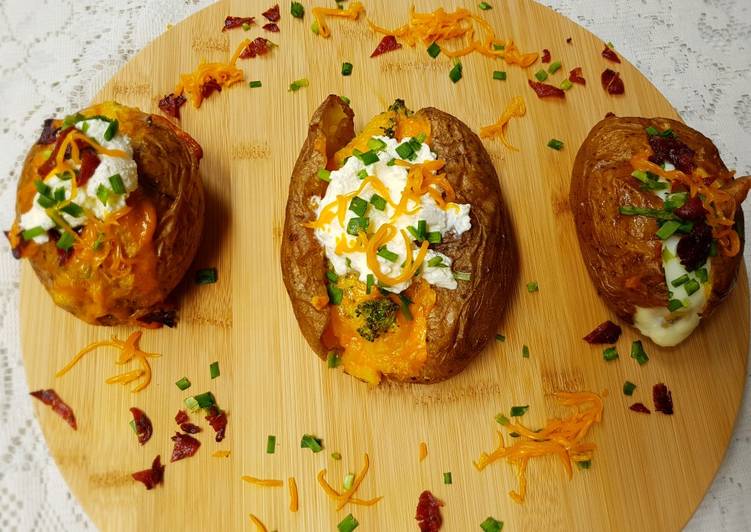 Resep Baked Potato 3 Ways yang Lezat Sekali