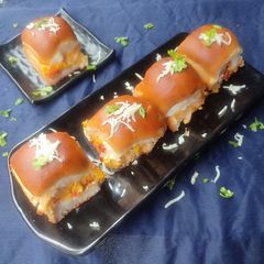 A picture of Cheese Vegetable Slider.
