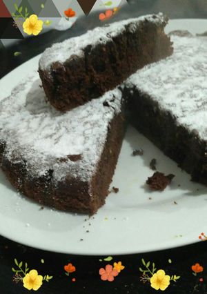 Una foto de Torta tipo brownie con naranja