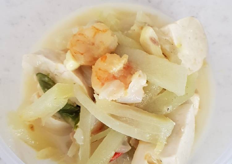 Sayur Labu Siam dengan Udang (Fiber Creme)