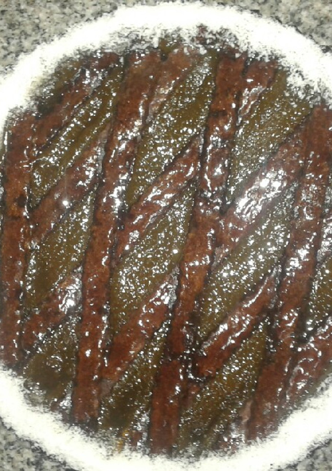 Una foto de Pasta frola de chocolate con dulce de batata