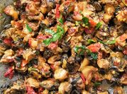 Gambar olahan keong seafood