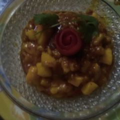 A picture of Amrood (guava) ki launzi.