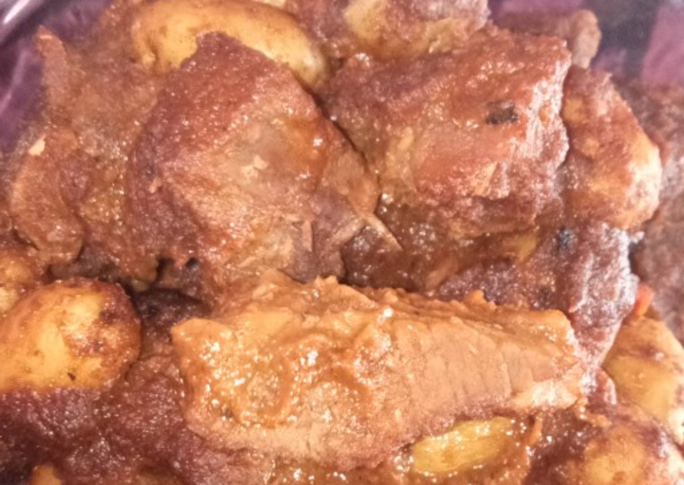 Rendang sapi dan baby potato